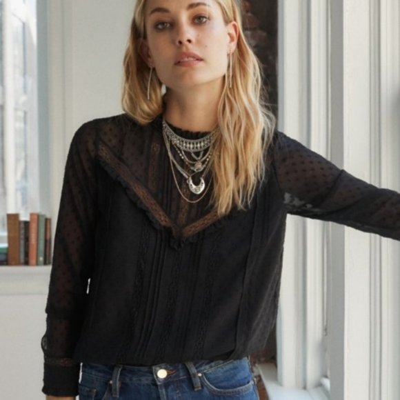 Sezane Tops - Sezane Kristina Blouse in Black size 38